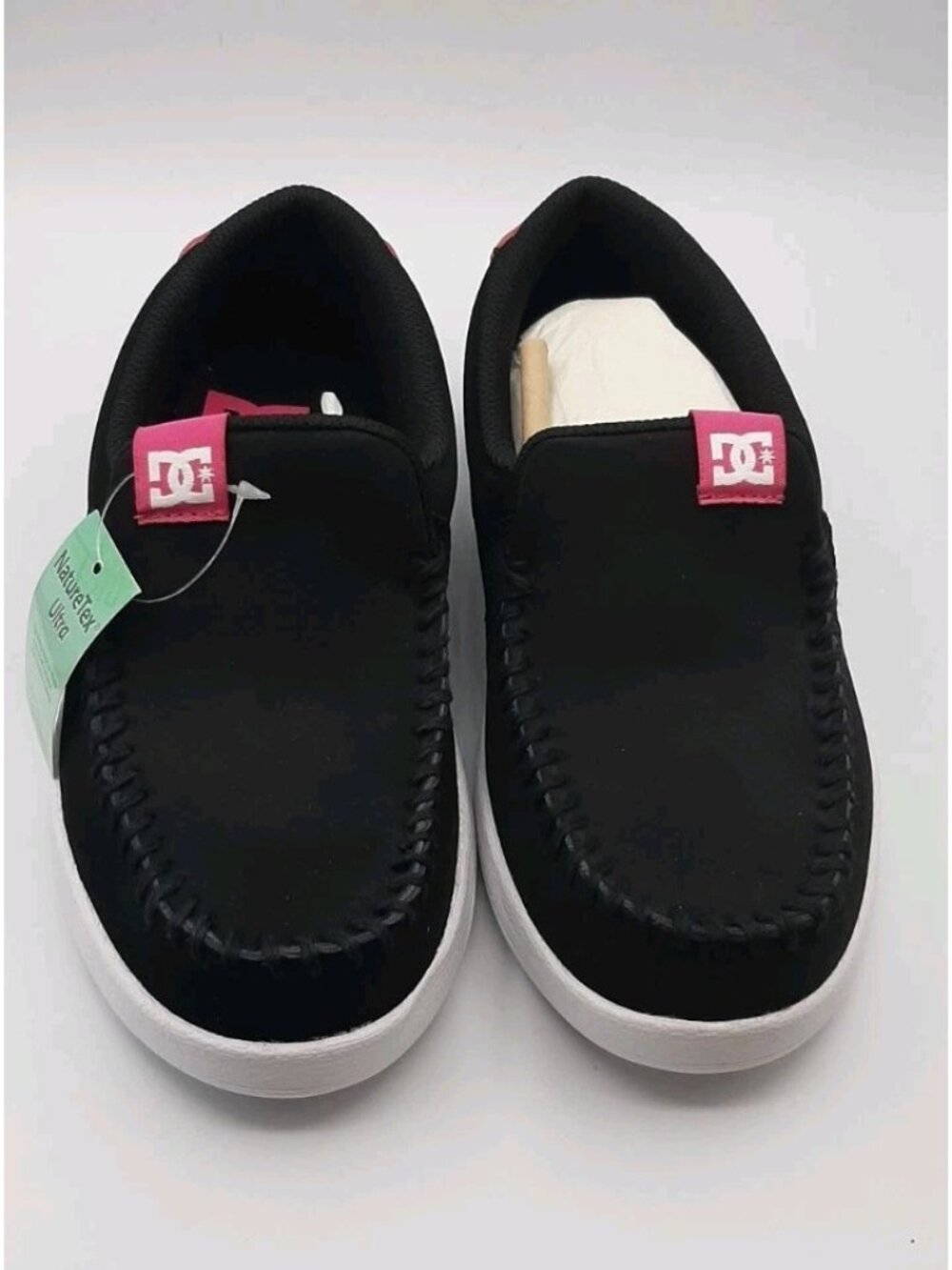 DC Shoes Villain 2 Womens Black White Slip On Shoe NEW in Box Size 6